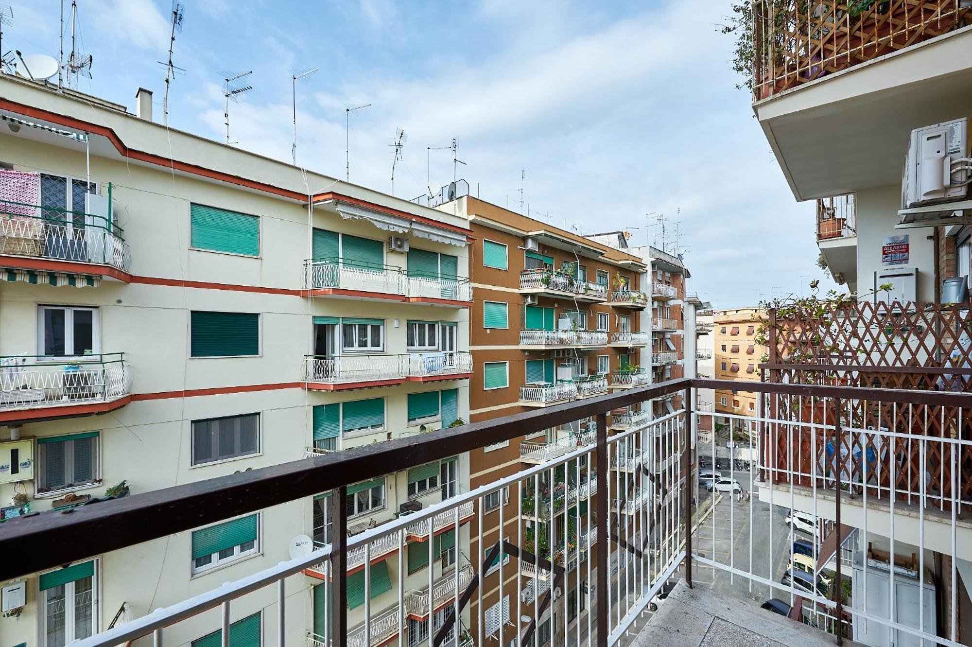 Apartamento 15 Minuti Da San Giovanni - A C, Wifi E Smart Tv